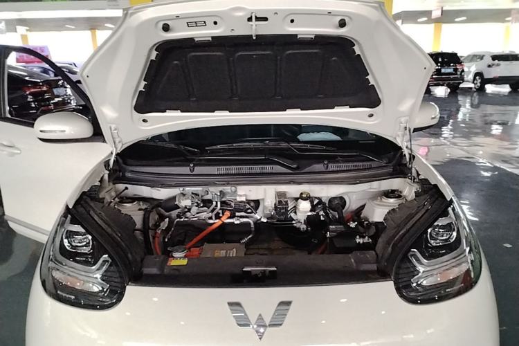 Used Wuling Bingo 2024 203km Light Edition Engine Bay