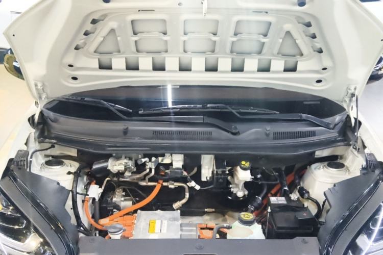 Used Wuling Bingo 2024 333 km Enjoyment Version Engine Bay