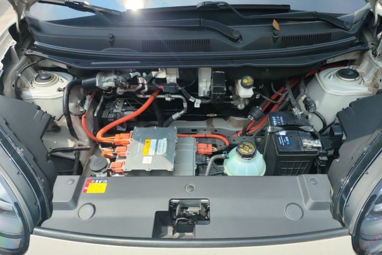 Used Wuling Bingo 2024 333 km Enjoyment Version Engine Bay