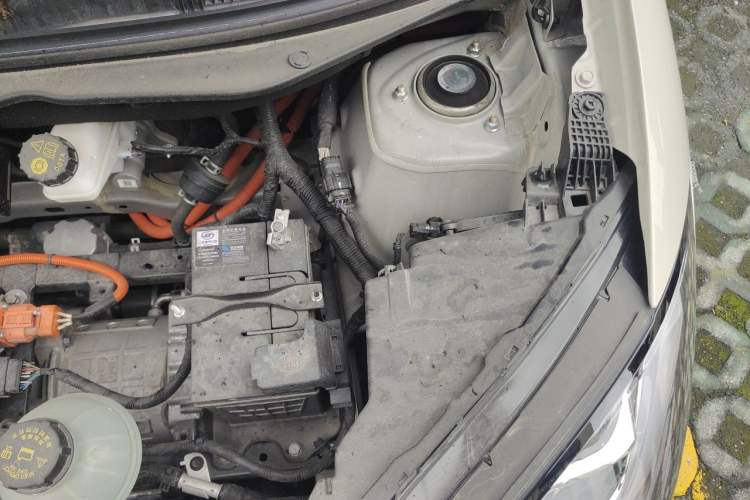 Used Wuling Bingo 2024 333 km Enjoyment Version Engine Bay Left