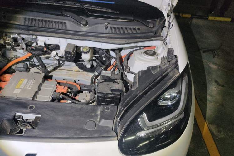 Used Wuling Bingo 2024 203km Light Edition Engine Bay Left