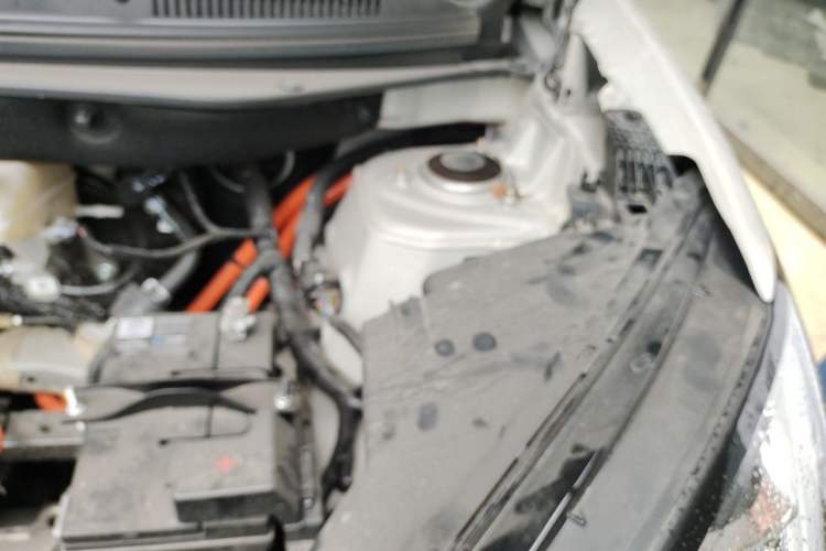 Used Wuling Bingo 2024 333 km Lingxi Connected Version Engine Bay Left