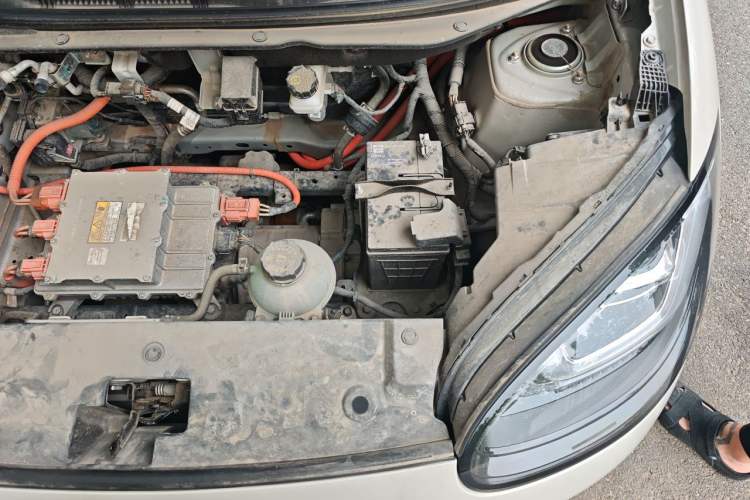Used Wuling Bingo 2024 333 km Enjoyment Version Engine Bay Left