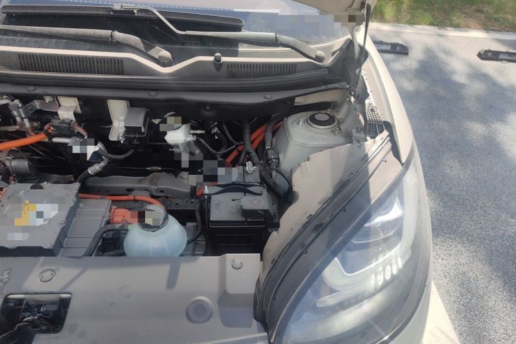 Used Wuling Bingo 2024 333 km Enjoyment Version Engine Bay Left