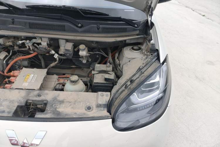 Used Wuling Bingo 2024 333 km Enjoyment Version Engine Bay Left