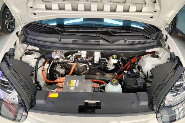 Used Wuling Bingo 2024 333 km Enjoyment Version Engine Bay
