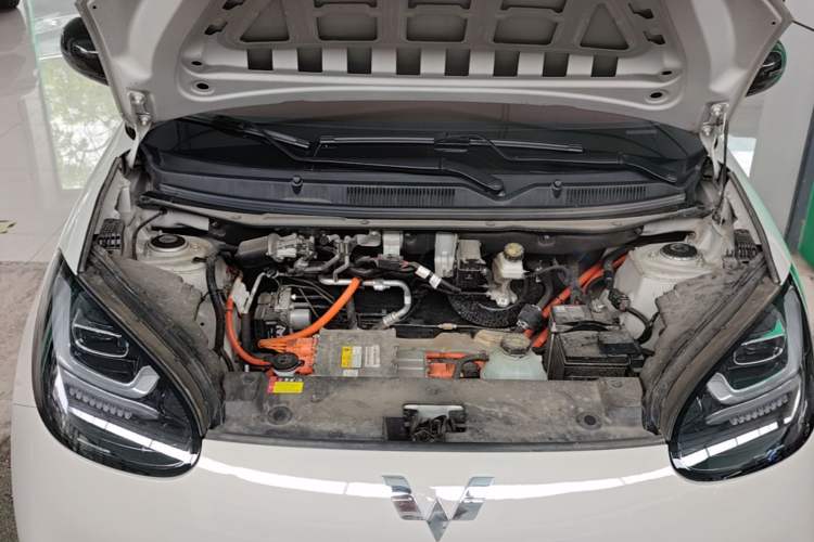 Used Wuling Bingo 2024 333 km Enjoyment Version Engine Bay