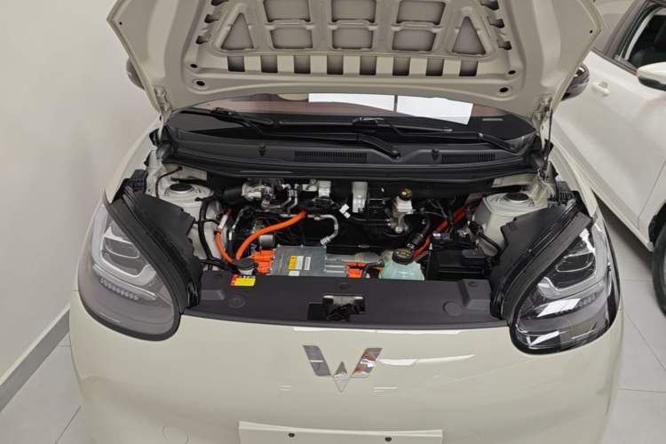 Used Wuling Bingo 2024 333 km Enjoyment Version Engine Bay