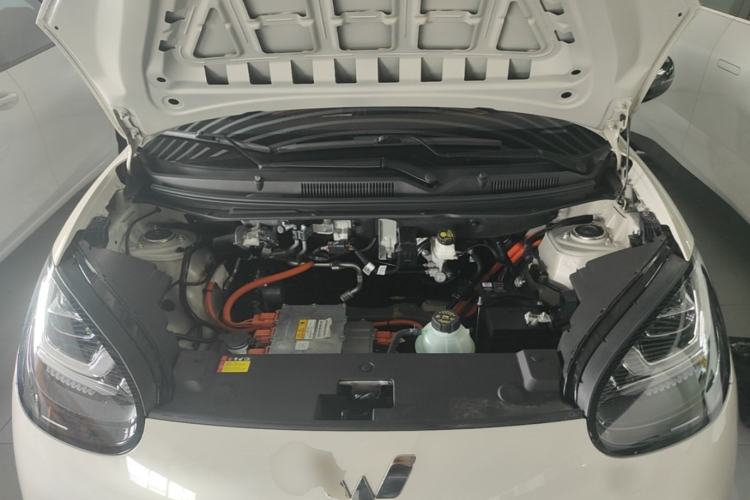 Used Wuling Bingo 2024 333 km Enjoyment Version Engine Bay