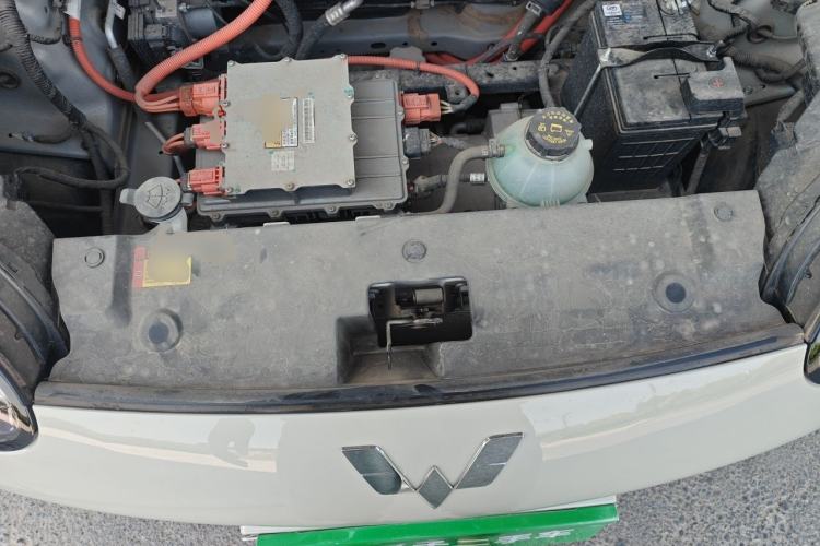 Used Wuling Bingo 2024 333 km Enjoyment Version Engine Bay