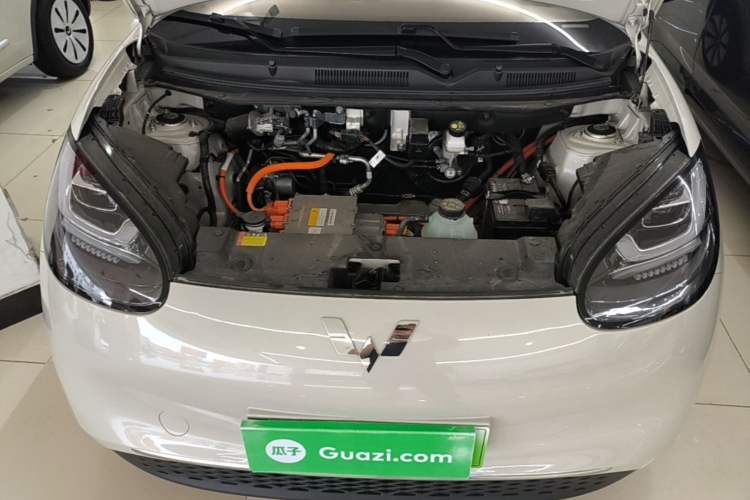 Used Wuling Bingo 2024 333 km Lingxi Connected Version Engine Bay