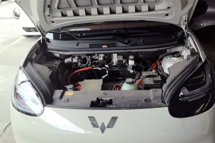 Used Wuling Bingo 2024 333 km Lingxi Connected Version Engine Bay