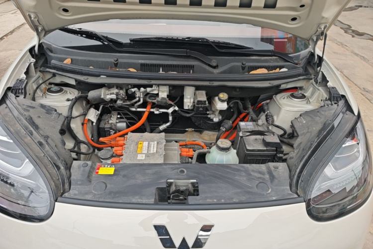 Used Wuling Bingo 2024 333 km Enjoyment Version Engine Bay