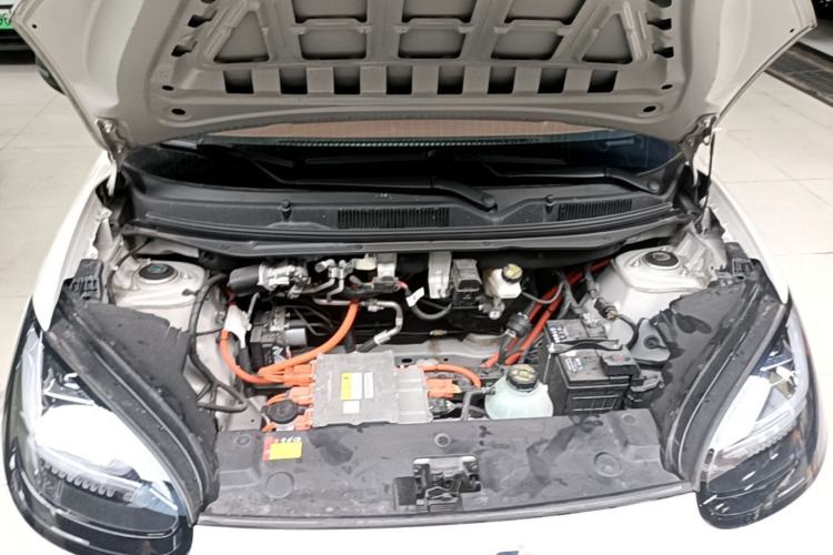 Used Wuling Bingo 2024 333 km Enjoyment Version Engine Bay
