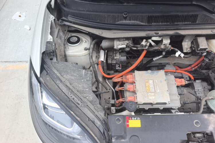 Used Wuling Bingo 2024 333 km Enjoyment Version Engine Bay Right