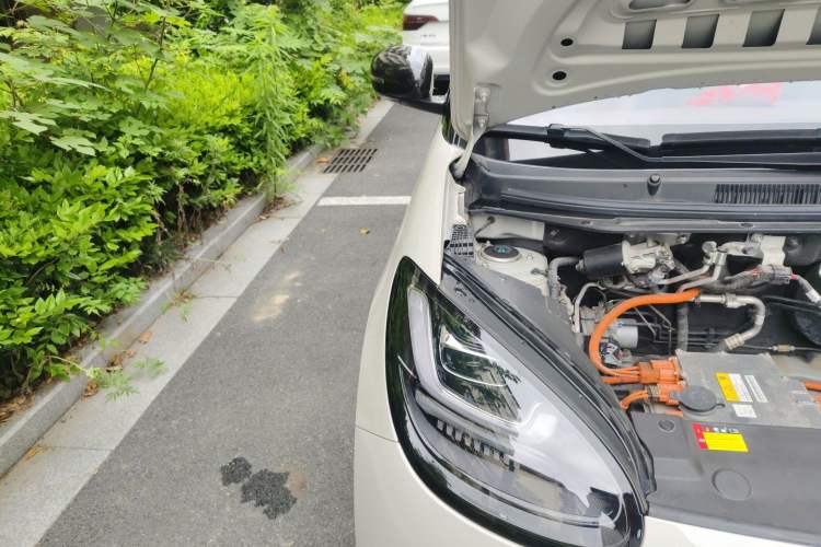 Used Wuling Bingo 2024 333 km Lingxi Connected Version Engine Bay Right