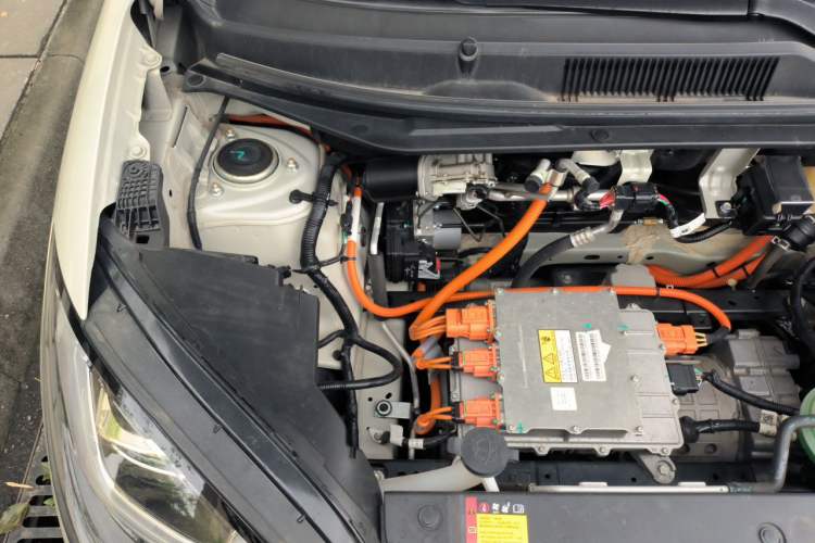 Used Wuling Bingo 2024 333 km Enjoyment Version Engine Bay Right