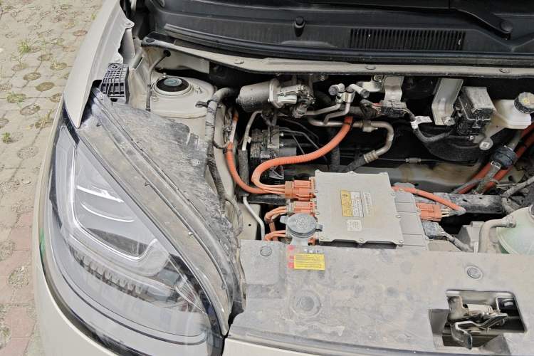 Used Wuling Bingo 2024 333 km Enjoyment Version Engine Bay Right