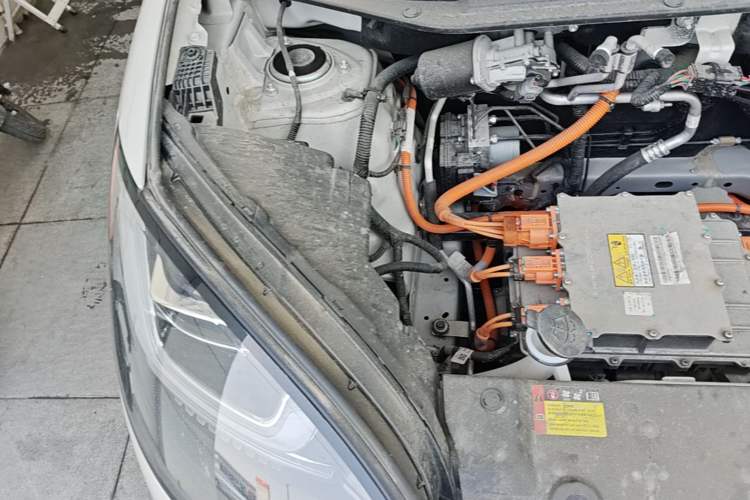 Used Wuling Bingo 2024 333 km Enjoyment Version Engine Bay Right