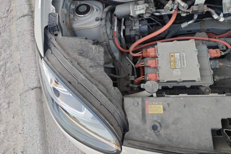 Used Wuling Bingo 2024 333 km Enjoyment Version Engine Bay Right