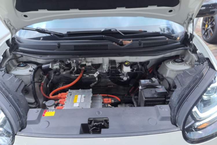 Used Wuling Bingo 2024 203km Light Edition Engine Bay