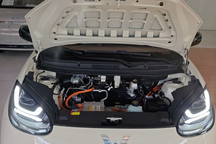 Used Wuling Bingo 2024 333 km Lingxi Connected Version Engine Bay