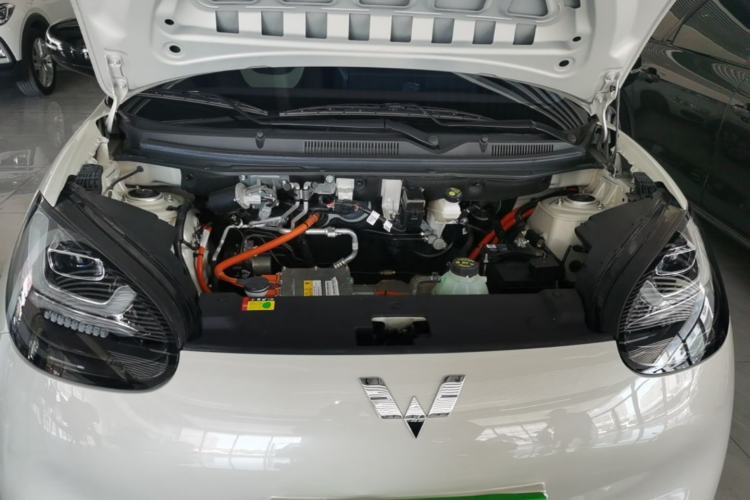 Used Wuling Bingo 2024 333 km Enjoyment Version Engine Bay