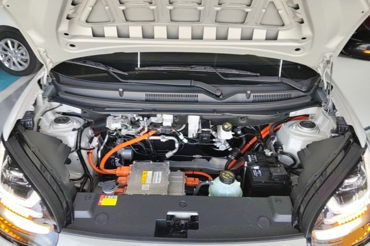 Used Wuling Bingo 2024 333 km Enjoyment Version Engine Bay