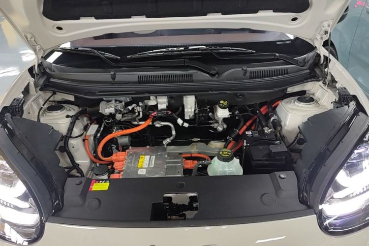 Used Wuling Bingo 2024 333 km Enjoyment Version Engine Bay