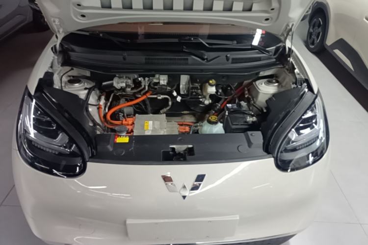 Used Wuling Bingo 2024 333 km Enjoyment Version Engine Bay