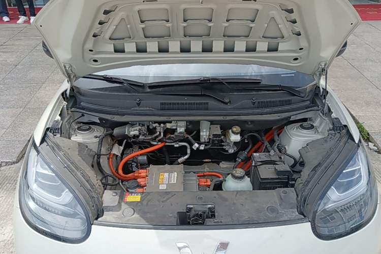 Used Wuling Bingo 2024 333 km Enjoyment Version Engine Bay