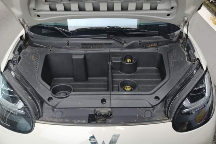 Used Wuling Bingo 2024 333 km Enjoyment Version Engine Bay
