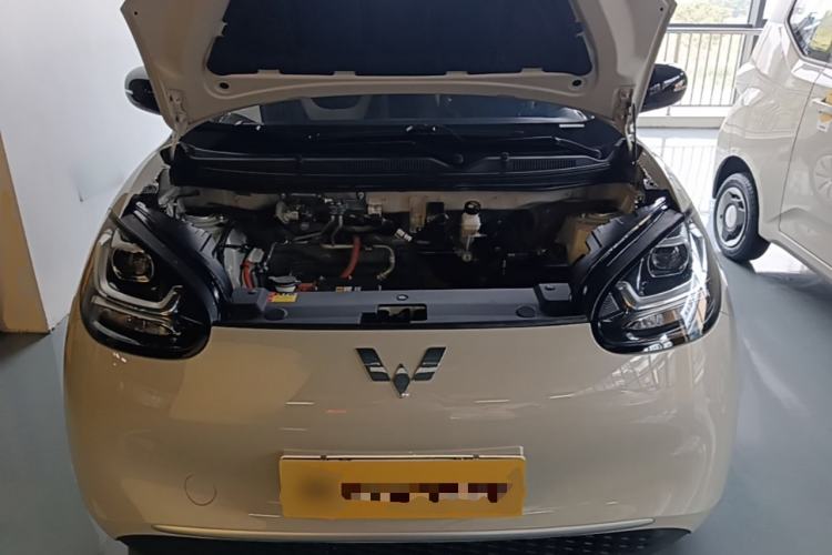 Used Wuling Bingo 2024 203km Light Edition Engine Bay