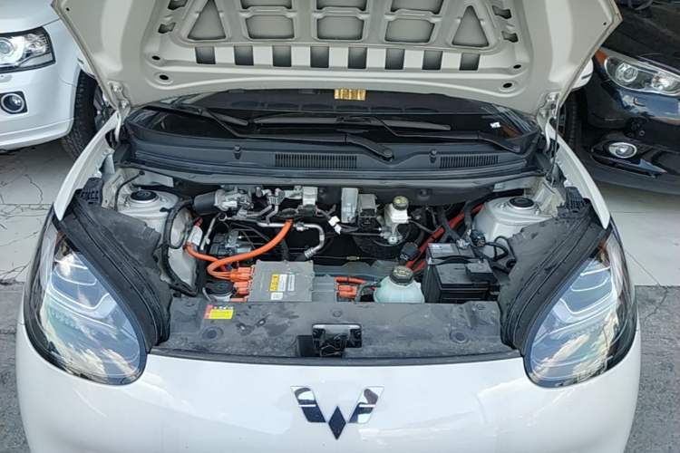 Used Wuling Bingo 2024 333 km Enjoyment Version Engine Bay