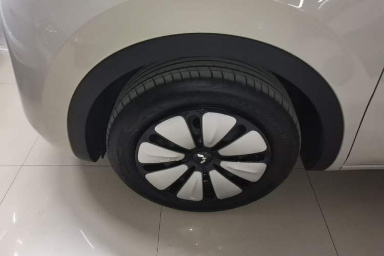Used Wuling Bingo 2024 333 km Enjoyment Version Exterior 1