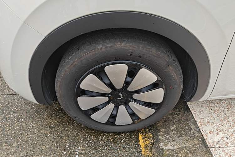 Used Wuling Bingo 2024 333 km Lingxi Connected Version Exterior 1