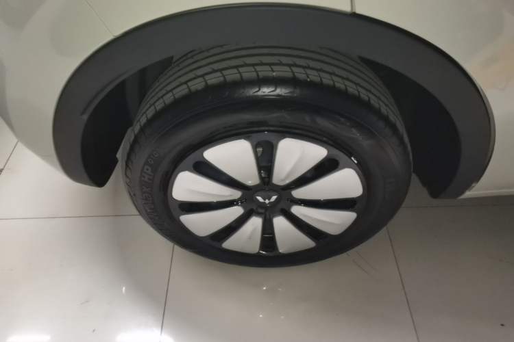 Used Wuling Bingo 2024 333 km Enjoyment Version Exterior 2