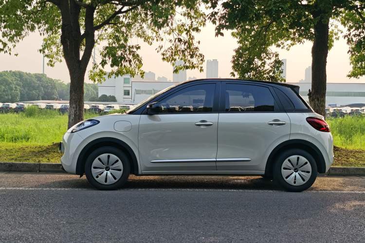 Used Wuling Bingo 2024 203km Light Edition Exterior 2