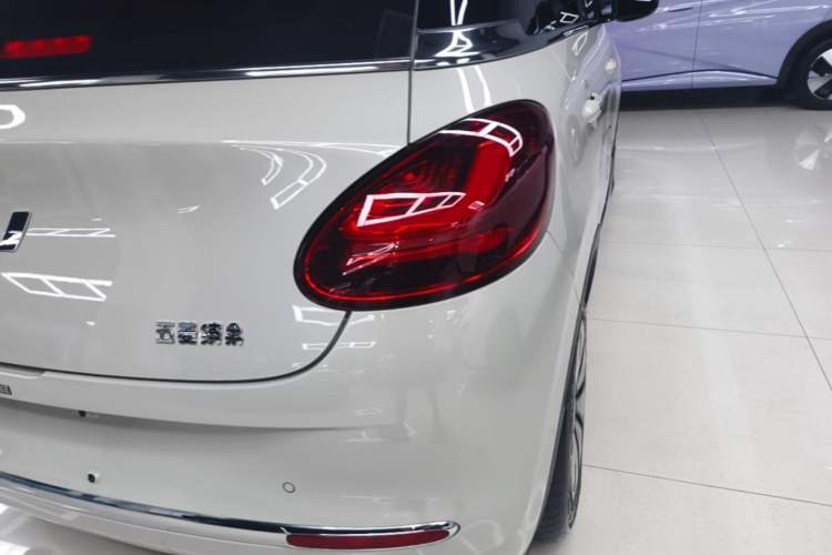 Used Wuling Bingo 2024 333 km Enjoyment Version Exterior 3