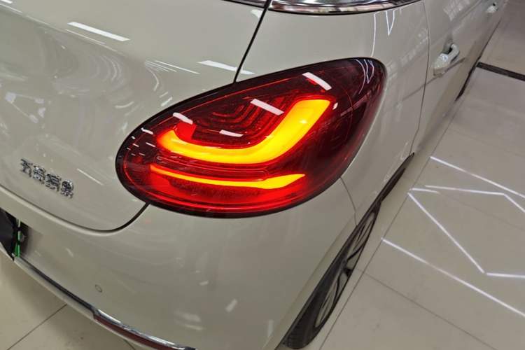 Used Wuling Bingo 2024 333 km Enjoyment Version Exterior 3