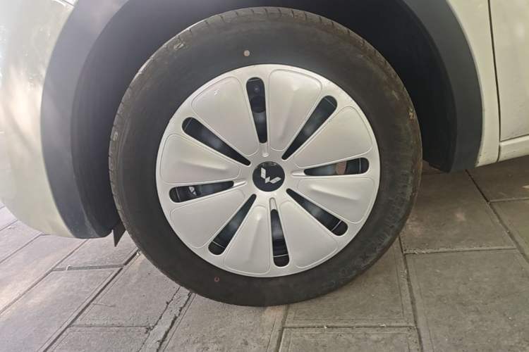 Used Wuling Bingo 2024 203km Light Edition Exterior 4