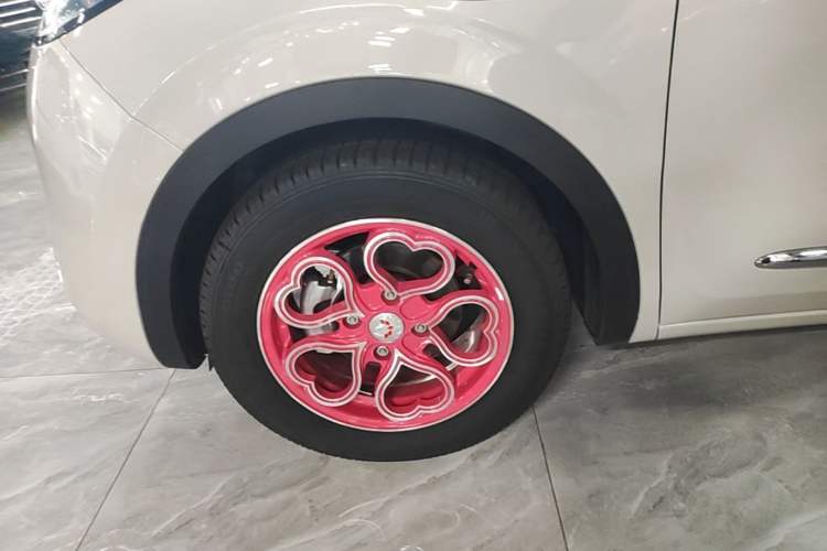 Used Wuling Bingo 2024 333 km Enjoyment Version Exterior 4