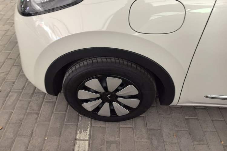 Used Wuling Bingo 2024 333 km Enjoyment Version Exterior 4