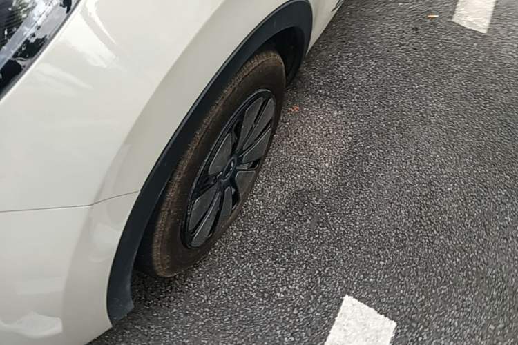 Used Wuling Bingo 2024 333 km Enjoyment Version Exterior 4