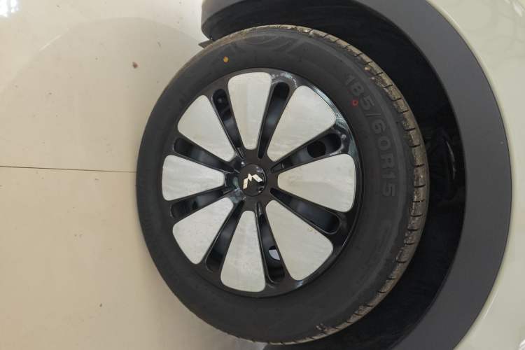 Used Wuling Bingo 2024 333 km Enjoyment Version Exterior 4