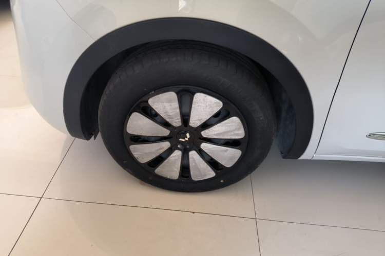 Used Wuling Bingo 2024 333 km Enjoyment Version Exterior 4