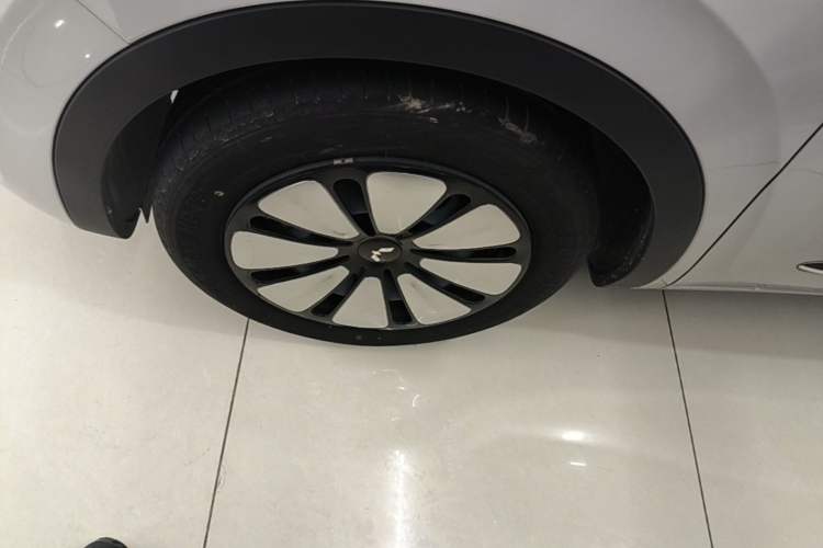 Used Wuling Bingo 2024 333 km Lingxi Connected Version Exterior 4