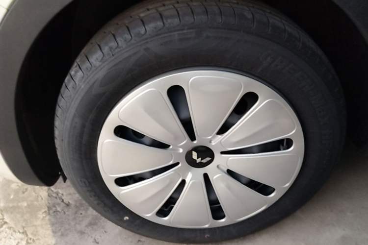 Used Wuling Bingo 2024 203km Light Edition Exterior 4