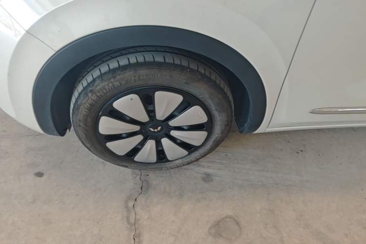 Used Wuling Bingo 2024 333 km Enjoyment Version Exterior 4