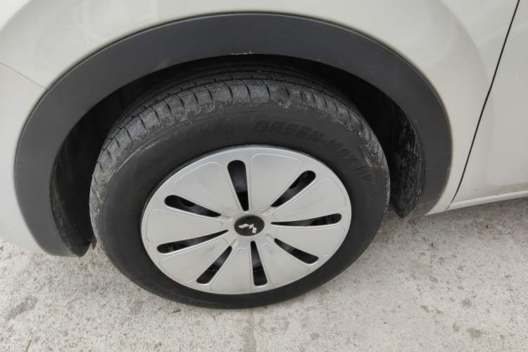 Used Wuling Bingo 2024 203km Light Edition Exterior 4